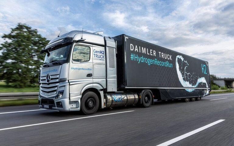 Daimler Truck Supplies Hydrogen To Large Excavators